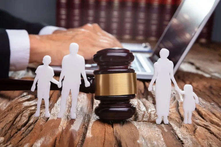 Can Family Lawyers in Dubai Help with Prenuptial and Postnuptial Agreements